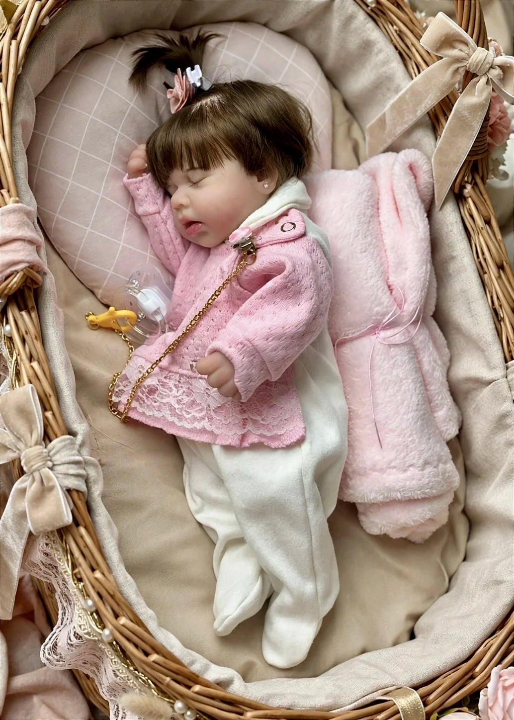 BEBÊ REBORN SILICONE SÓLIDO ORIGINAL MOLINHO CHARLOTTE 35 CM MAMA E FAZ XIXI FEMININA