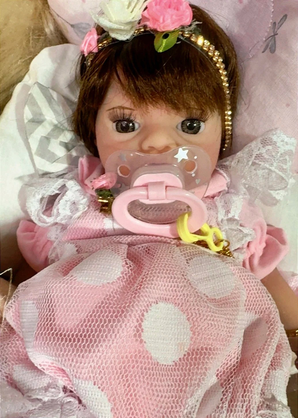 BEBÊ REBORN SILICONE SÓLIDO JEZABEL REALISTA BEM MOLINHA MAMA E FAZ XIXI FEMININA
