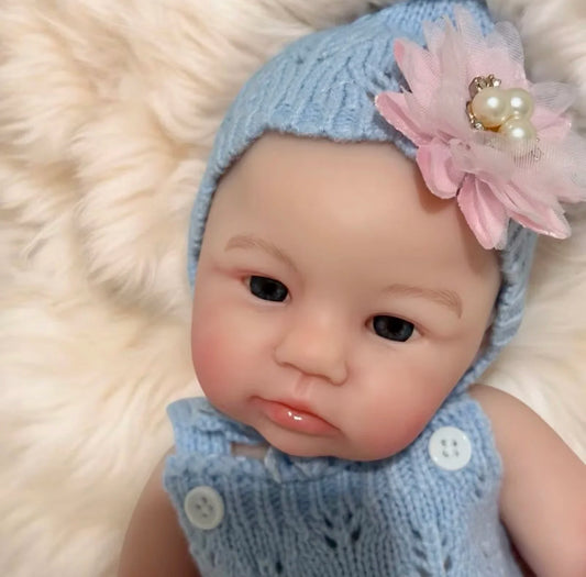 BEBÊ REBORN SILICONE SÓLIDO JULINHA REALISTA BEM MOLINHA FEMININA